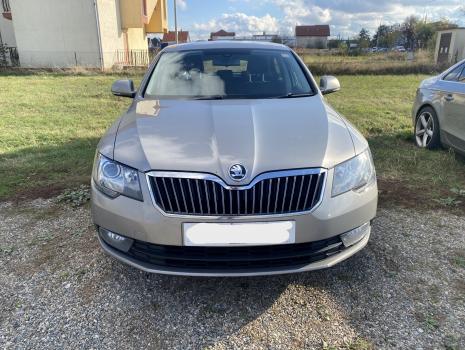 Dezmembrez piese caroserie, motor, cutie viteze, suspensie Skoda Superb II (3T4) facelift 2.0 TDI 2015, CFFB