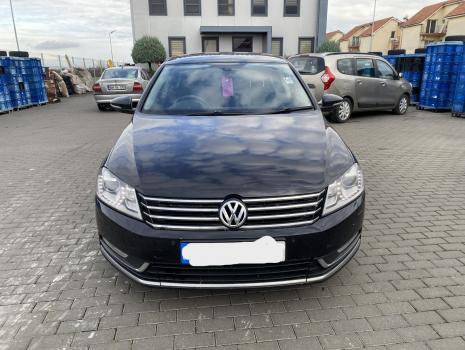 Dezmembrez piese caroserie, motor, cutie viteze, suspensie VW Passat (362) 2.0 TDI 2011, CFFB