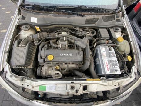 Dezmembrez piese caroserie, motor, cutie viteze, suspensie Opel Astra G Combi (F35) 1.7 DTI 2001, Y17DT