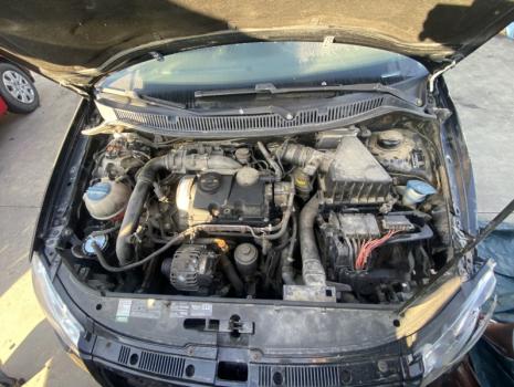 Dezmembrez piese caroserie, motor, cutie viteze, suspensie VW Polo (9N) 1.4 TDI 2006, BWB