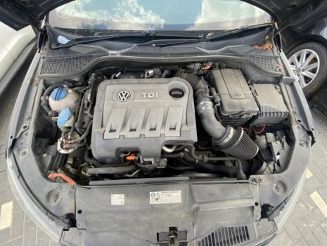 Dezmembrez piese caroserie, motor, cutie viteze, suspensie VW Scirocco (137) 2.0 TDI 2011, CFHC