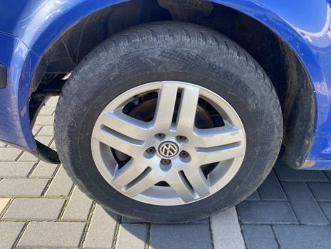 Dezmembrez piese caroserie, motor, cutie viteze, suspensie VW Golf 4 Variant (1J5) 1.4 16v benz 2000, AXP