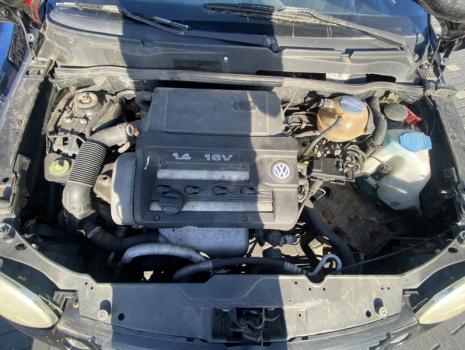 Dezmembrez piese caroserie, motor, cutie viteze, suspensie VW Lupo (6X1, 6E1) 1.4 16v benz 2000, APE