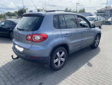 Dezmembrez piese caroserie, motor, cutie viteze, suspensie VW Tiguan (5N) 2.0 TDI 4Motion 2008, CBAB