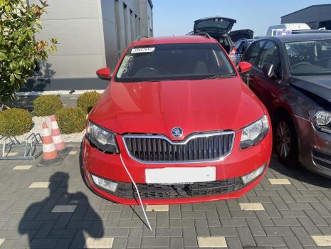 Dezmembrez piese caroserie, motor, cutie viteze, suspensie Skoda Octavia 3 Combi (5E5) 2.0 TDI 2014, CKFC