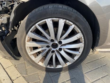 Dezmembrez VW Golf 7 (5G) 1.6 TDI 2015, CLHA