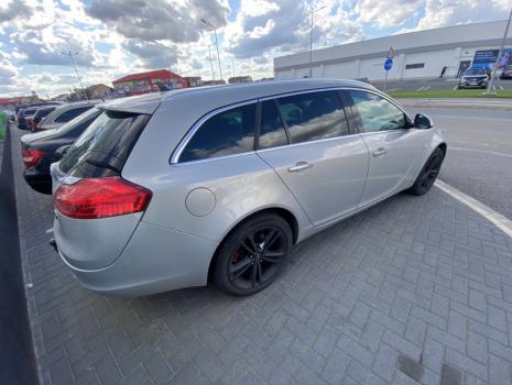 Dezmembrez piese caroserie, motor, cutie viteze, suspensie Opel Insignia A Combi 2.0 CDTI 4X4 2011, A20DTH