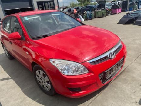 Dezmembrez piese caroserie, motor, cutie viteze, suspensie Hyundai I30 (FD) 1.6 CRDI 2008, D4FB