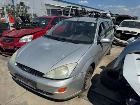 Dezmembrez piese caroserie, motor, cutie viteze, suspensie Ford Focus 1 Combi 1.8 TDDI, C9DA