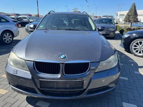 Dezmembrez piese caroserie, motor, cutie viteze, suspensie Bmw 3 Touring (E91) 2.0 dieseL, N47D20A