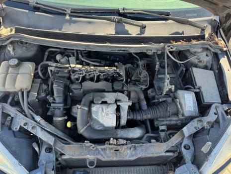 Dezmembrez piese caroserie, motor, cutie viteze, suspensie Ford Focus 2 Sedan (DA) 1.6 TDCI, G8DB