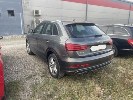 Dezmembrez piese caroserie, motor, cutie viteze, suspensie Audi Q3 (8UB) 2.0 TDI Quattro, CFF