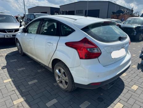 Dezmembrez piese caroserie, motor, cutie viteze, suspensie Ford Focus 3 1.6 TDCI, T1DB.