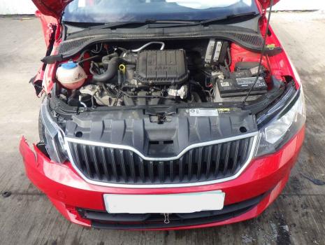 Vindem piese de caroserie, motor, cutie viteze,  Skoda Fabia 3 (NJ3)  1.0 benz