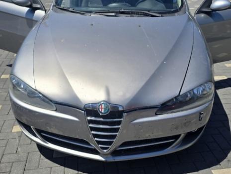 Dezmembrez piese caroserie, motor, cutie viteze, suspensie Alfa Romeo 147 (937) 1.6 16v, AR37203