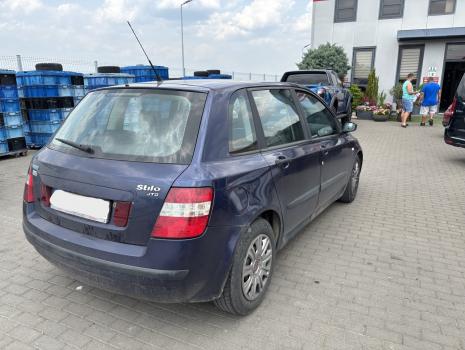 Dezmembrez piese caroserie, motor, cutie viteze, suspensie Fiat Stilo (192) 1.9 JTD, 192A3000