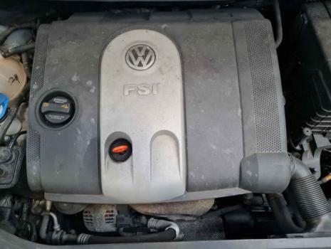 Vindem piese de caroserie si elemente de interior, pentru Vw Golf 5 Plus (5M1), 1.6 FSI