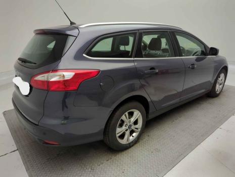 Vindem piese de caroserie si elemente de interior, pentru Ford Focus 3 Turnier, 1.6 benz