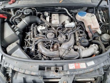Vindem piese de caroserie si elemente de interior, pentru Audi A6 Avant (4F5, C6), 2.7 TDI, BPP