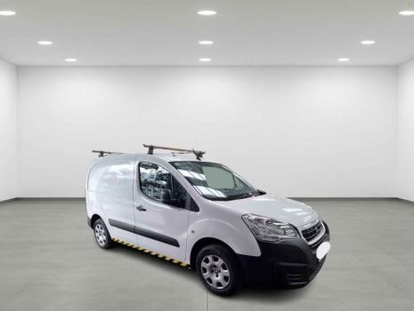 Vindem piese de caroserie si elemente de interior, pentru Peugeot Partner (II), 1.6 HDI