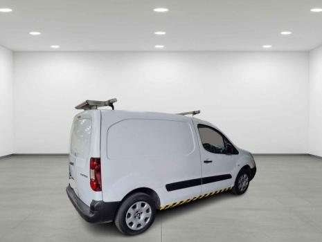 Vindem piese de caroserie si elemente de interior, pentru Peugeot Partner (II), 1.6 HDI