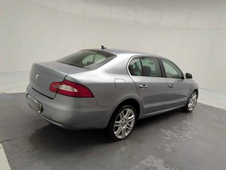 Vindem piese de caroserie si elemente de interior, pentru Skoda Superb II (3T4), 2.0 Diesel