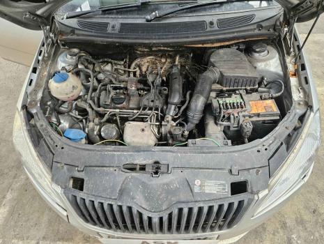 Vindem piese de motor, cutie de viteze, pentru Skoda Fabia 2 (5J, 542), 1.2 benz