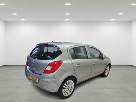 Vindem piese de caroserie si elemente de interior, pentru Opel Corsa E, 1.4 benz