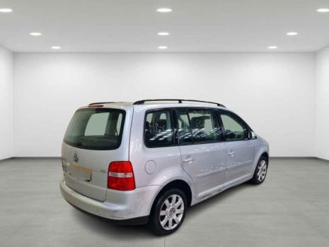 Vindem piese de caroserie si elemente de interior, pentru Vw Touran (1T1, 1T2), 1.6 FSI