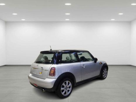 Vindem piese de caroserie si elemente de interior, pentru Mini Cooper (R56), 1.6 Benzina