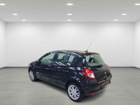 Vindem piese de caroserie si elemente de interior, pentru Renault Clio 3 Combi, 1.2 Benzina