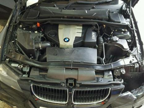 Vindem piese de interior BMW 320d (E91)