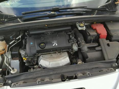 Vindem piese de interior Peugeot 308, 1.6benzina