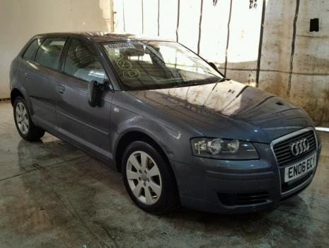 Vindem piese de interior Audi A3 8P, 2.0tdi, BMN