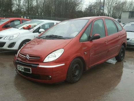 Vindem piese de motor Citroen Xsara Picasso, 1.6hdi