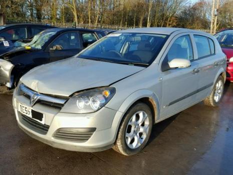 Vindem piese de caroserie Opel Astra H, 1.3cdti