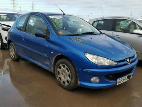 Vindem piese de interior Peugeot 206, 1.4b