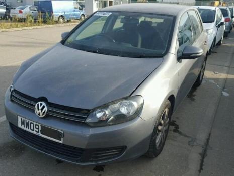 Vindem piese de caroserie Vw Golf 6 (5K1) 1.6tdi, CAY