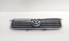 Grila bara fata centrala sus cu sigla, Vw Passat Variant (3B6) facelift (id:630235)