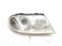 Far dreapta cu lupa, Vw Passat (3B3) (id:521766)