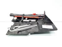 Spuma cu cric si cheie, Mercedes Clasa C (W203) (id:565514)