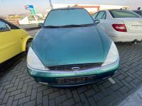 Dezmembrez piese caroserie, motor, cutie viteze, suspensie Ford Focus 1 Sedan 1.6 benz 2000, FYDA