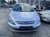 Dezmembrez  Peugeot 307 1.4 benz 2003, KFW