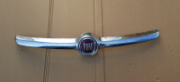 Grila bara fata centrala sus cu sigla, Fiat 500L (pr:110747)