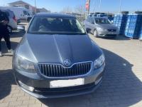 Dezmembrez piese caroserie, motor, cutie viteze, suspensie Skoda Octavia 3 (5E3) 1.6 TDI, CLH