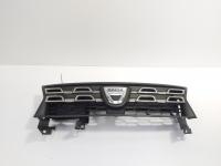 Grila bara fata centrala cu sigla, Dacia Duster, facelift (id:724078)